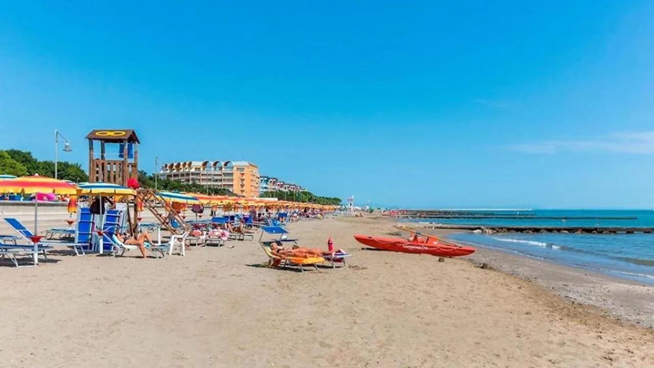 Villa With Private Garden By The Sea Porto Santa Margherita di Caorle